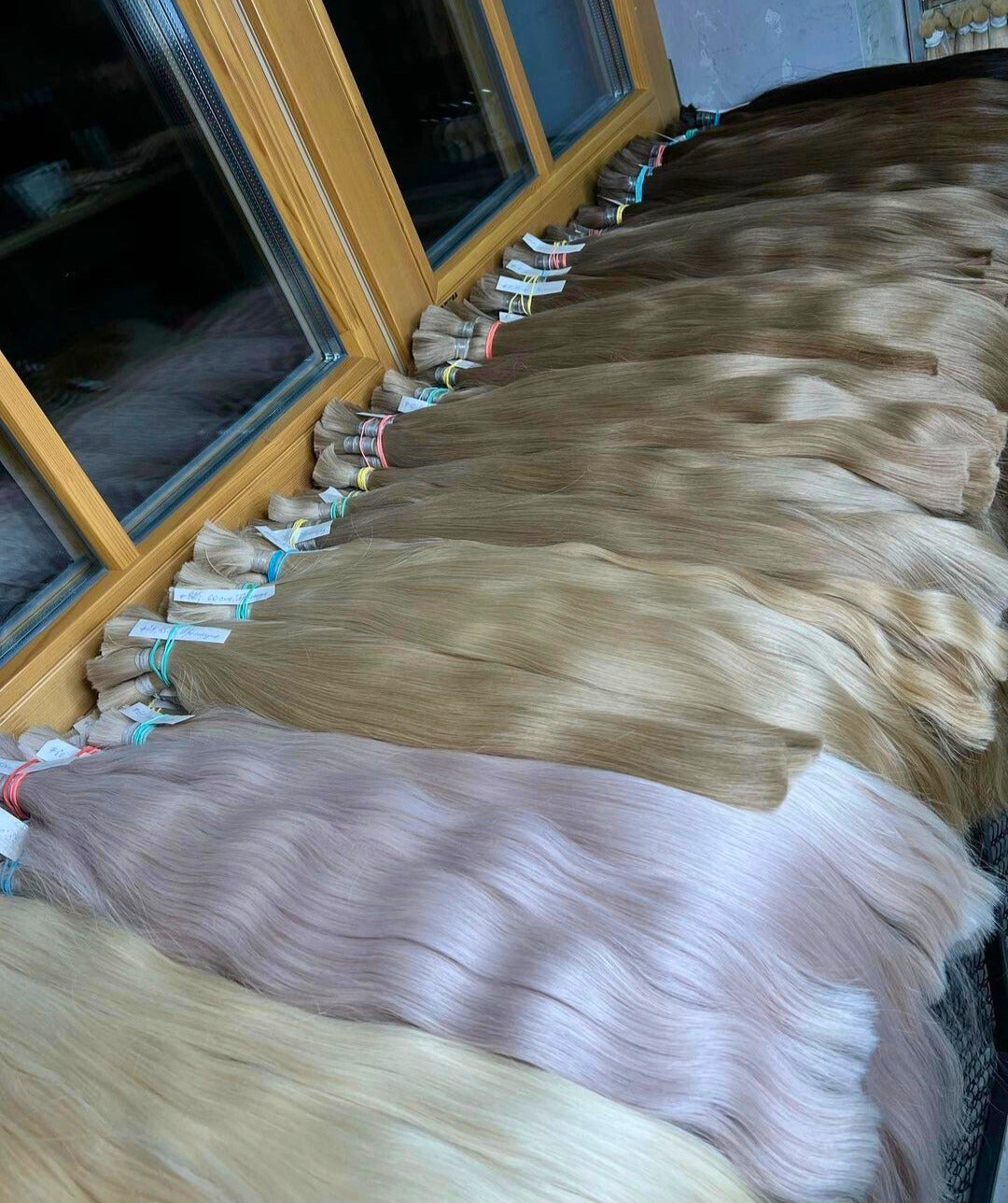 Dyed Slavic Balayage T4-8_60a